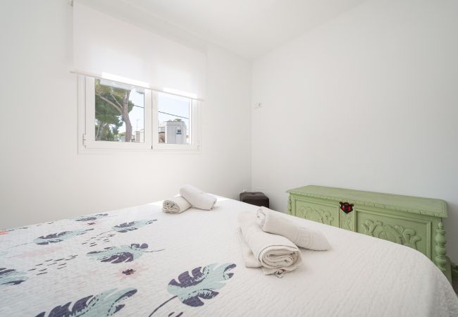 Apartment in Alcudia - Assimetric, a solo 50 metros de la playa Apartment in Alcudia - Assimetric, a solo 50 metros de la playa