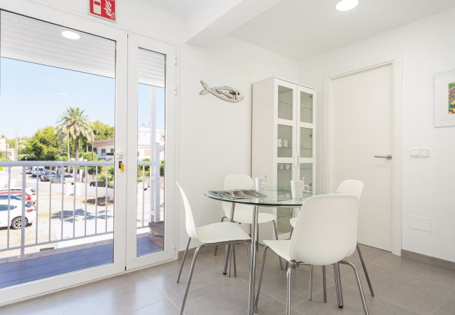 Apartment in Alcudia - Assimetric, a solo 50 metros de la playa Apartment in Alcudia - Assimetric, a solo 50 metros de la playa