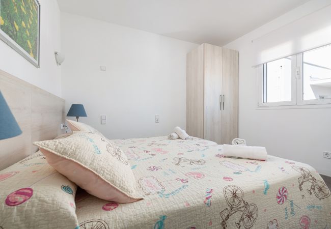 Apartment in Alcudia - Assimetric, a solo 50 metros de la playa Apartment in Alcudia - Assimetric, a solo 50 metros de la playa
