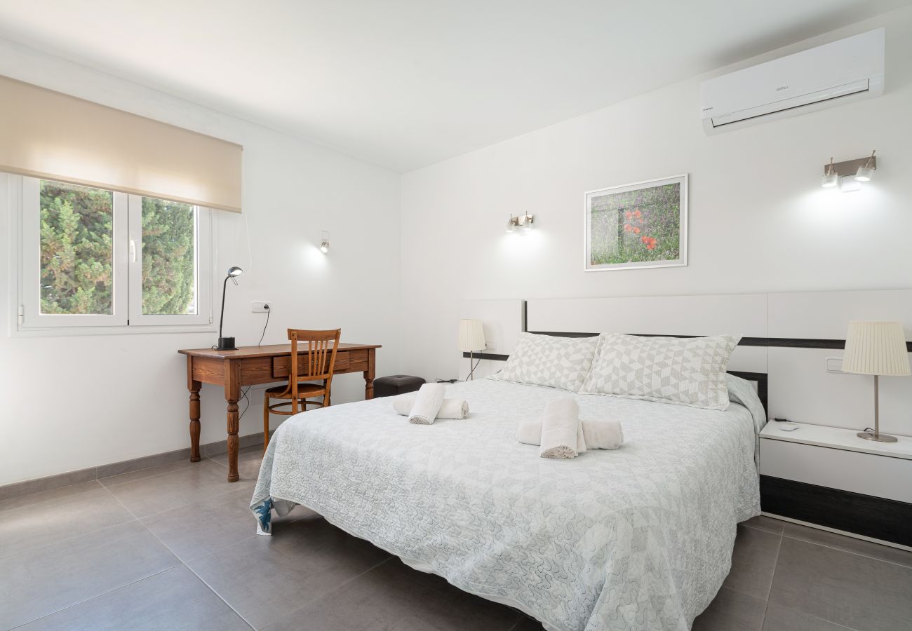 Apartment in Alcudia - Assimetric, a solo 50 metros de la playa Apartment in Alcudia - Assimetric, a solo 50 metros de la playa