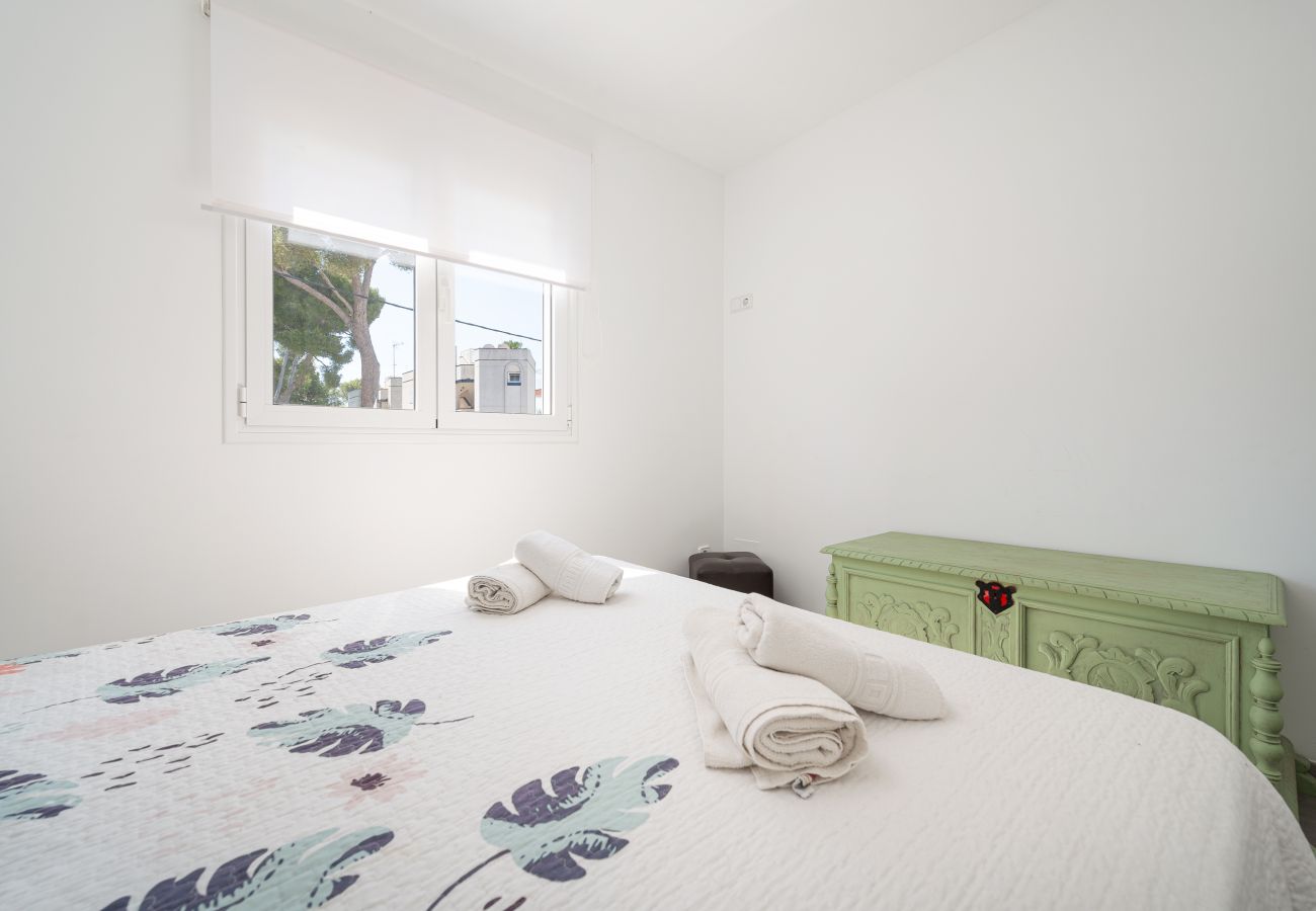 Apartment in Alcudia - Assimetric, a solo 50 metros de la playa Apartment in Alcudia - Assimetric, a solo 50 metros de la playa
